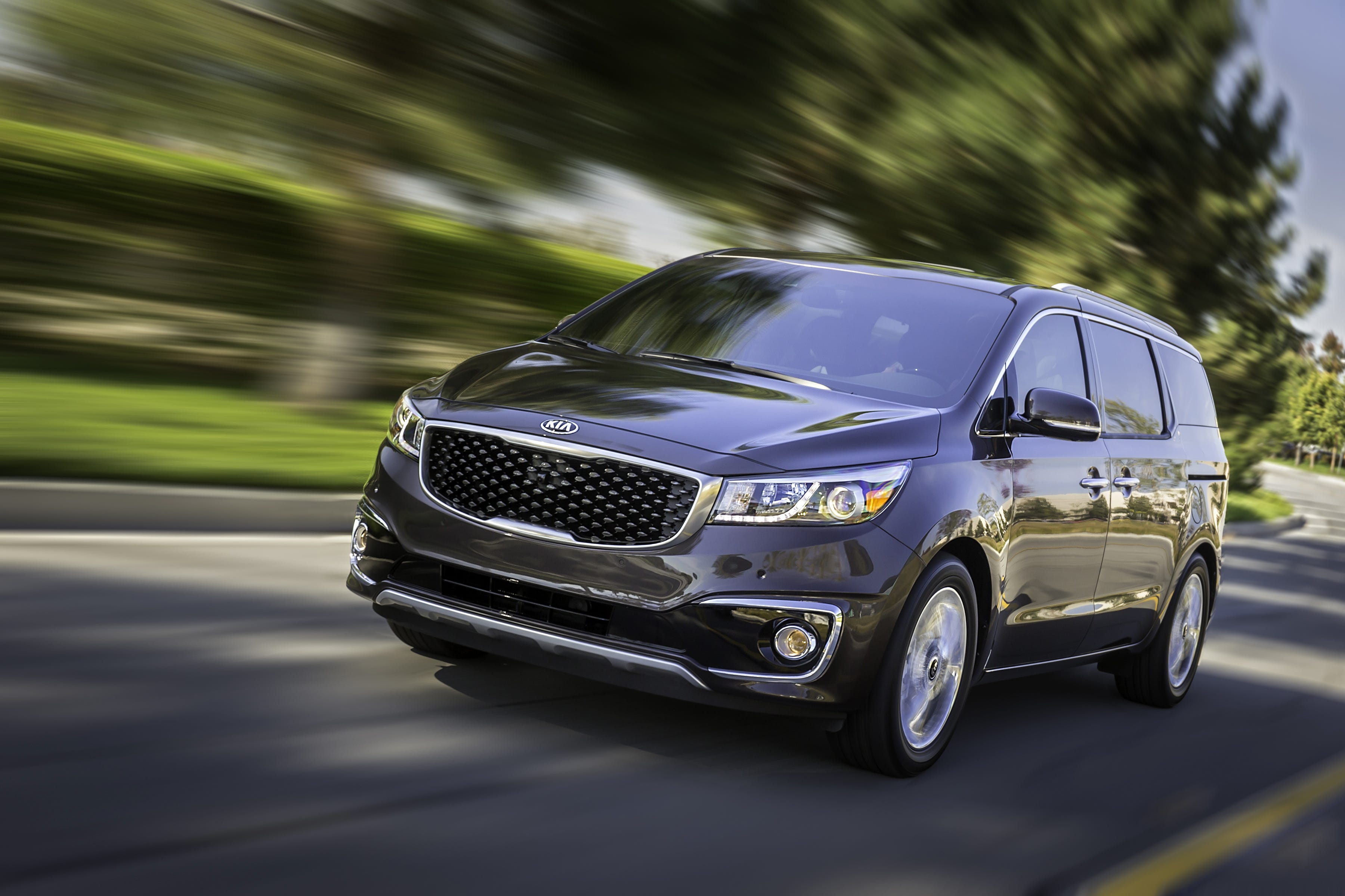 kia minivan models